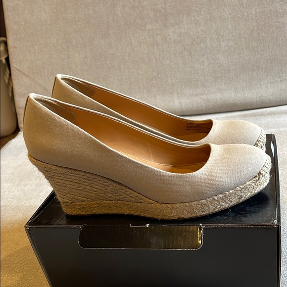 J.Crew Beige Espadrille Wedge Heels - Picture 5 of 6